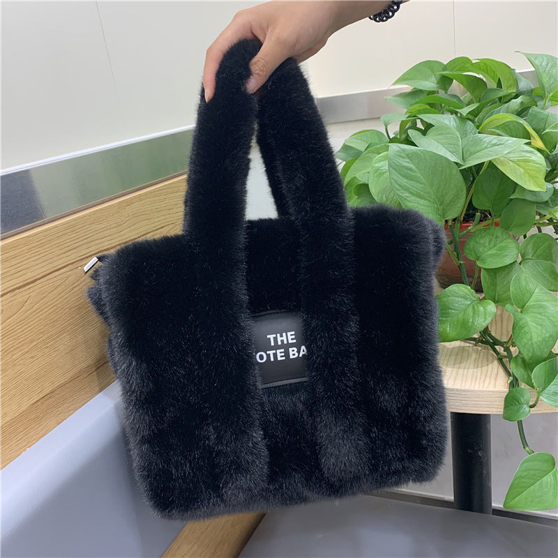 Autumn And Winter New Wool Like Plush Tote Bag High-Capacity Shopping Commuter Bag Messenger Bag Women đ¨đł