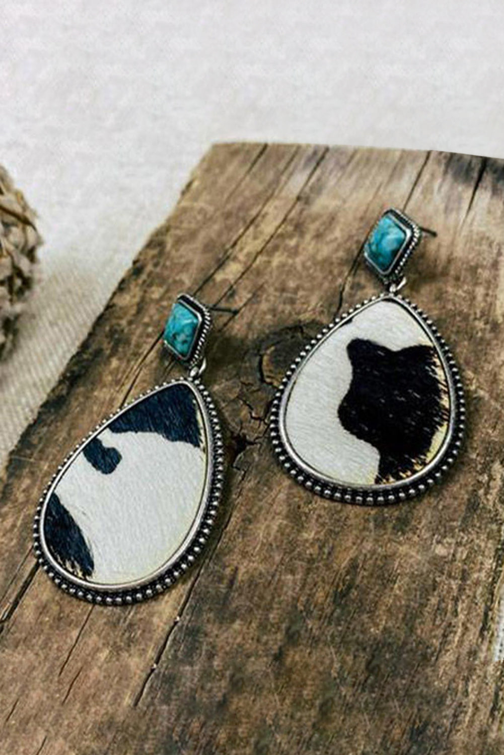 Black Cow Print Turquoise Drop Earrings 🇨🇳