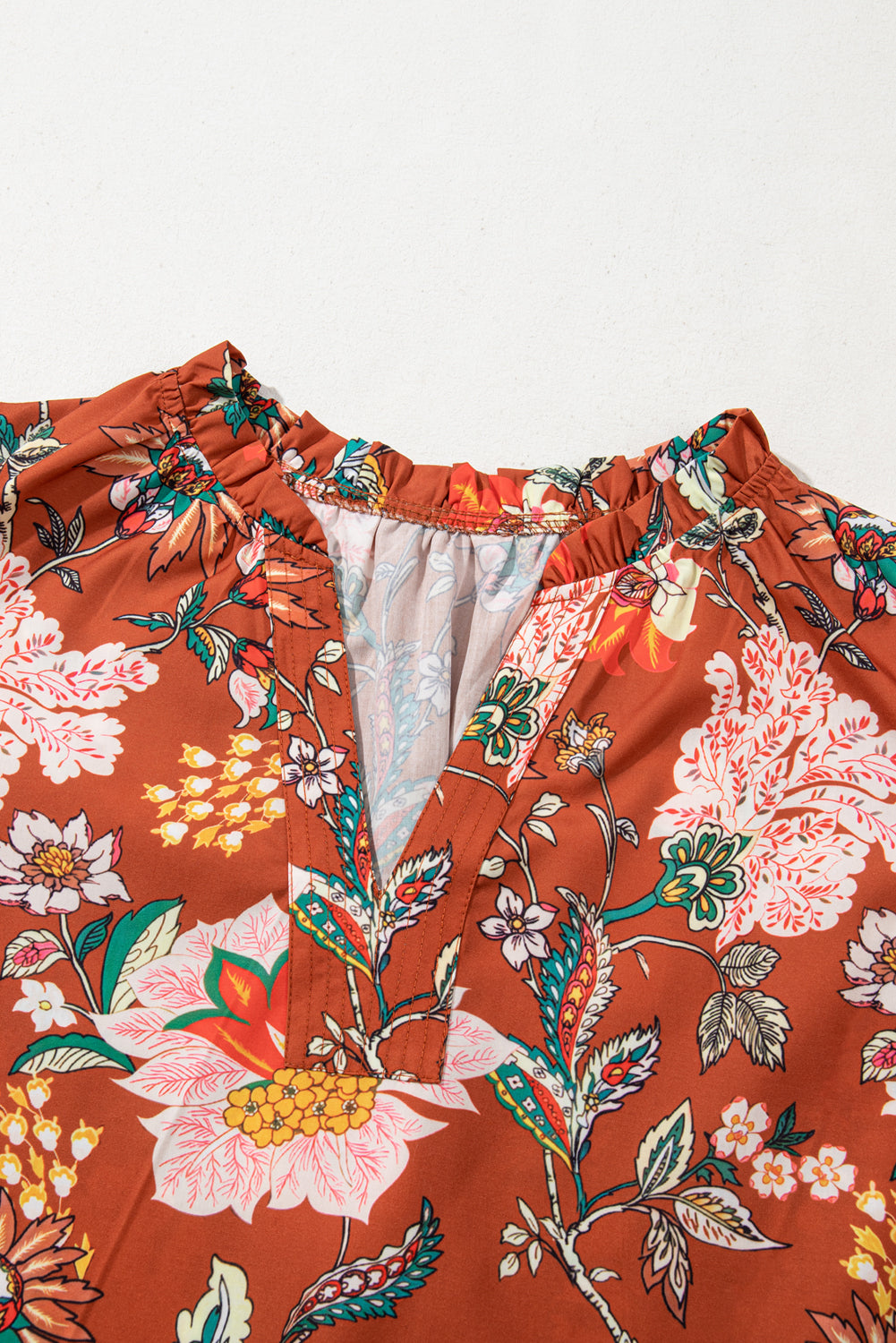 Brown Floral Stitched V Neck Frilled Trim Puff Short Sleeve Blouse 🇨🇳