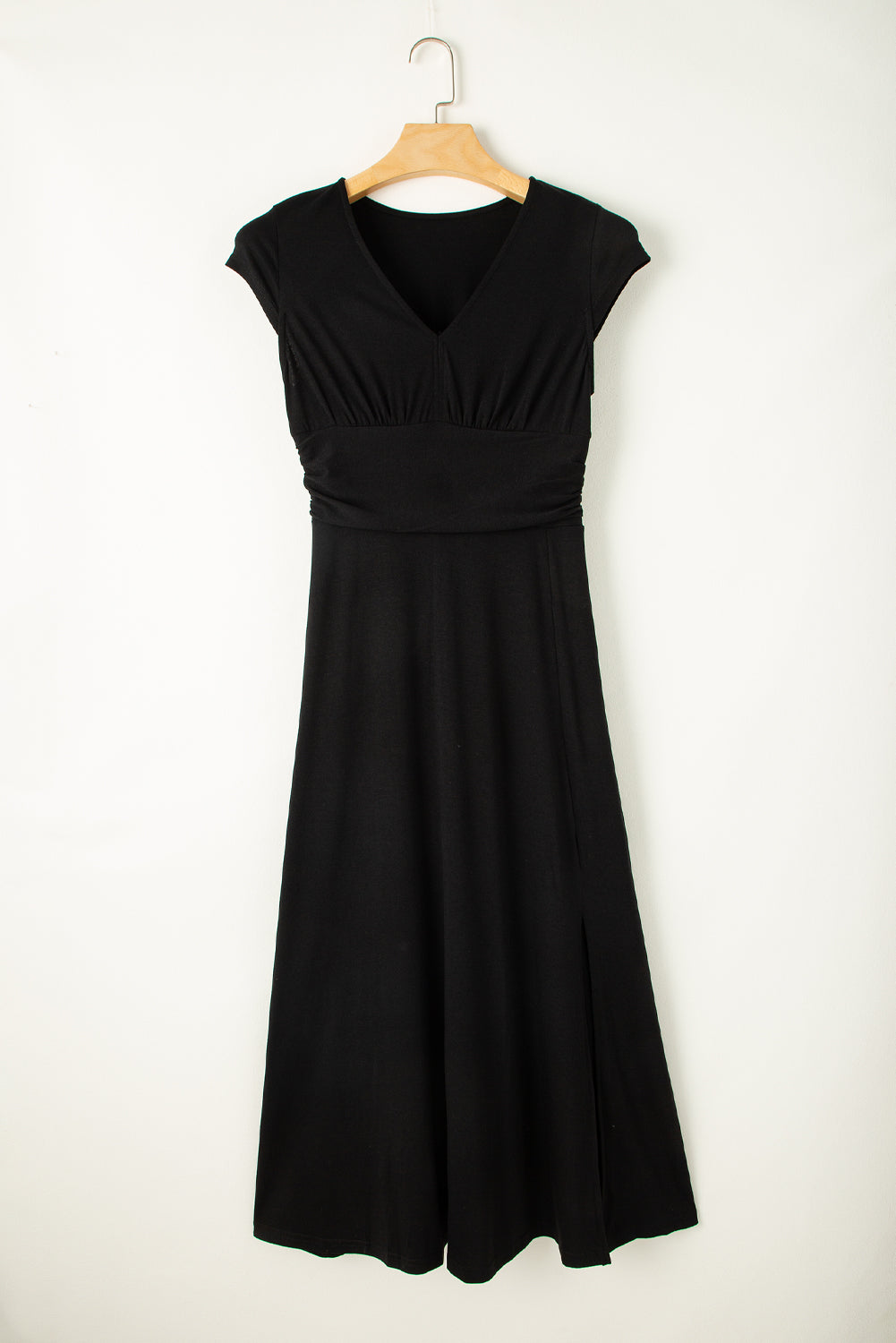Black Short Sleeve Shirred High Waist V Neck Maxi Dress 🇨🇳