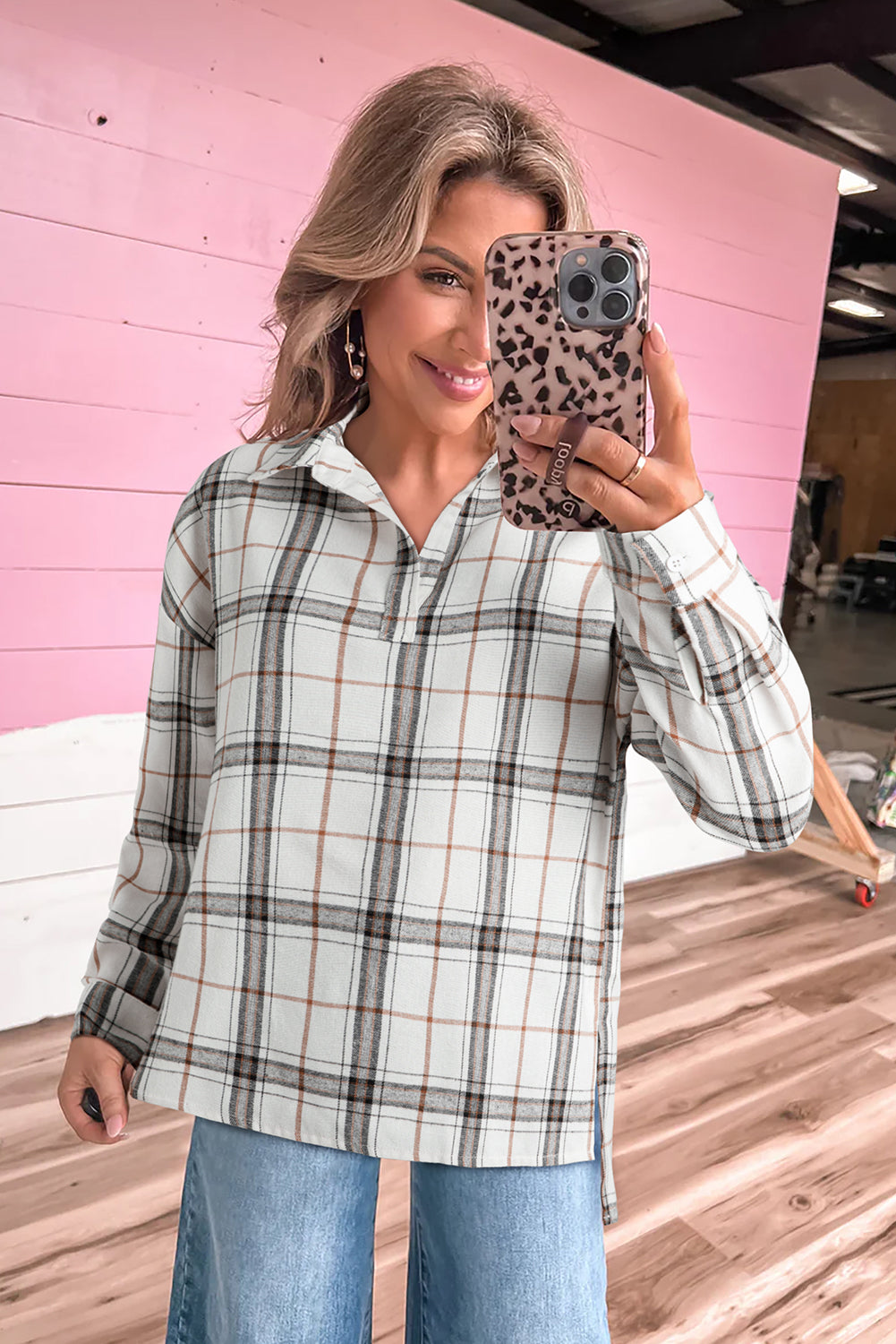 White Plaid Print Collared V Neck Loose Blouse with Side Slits 🇺🇸