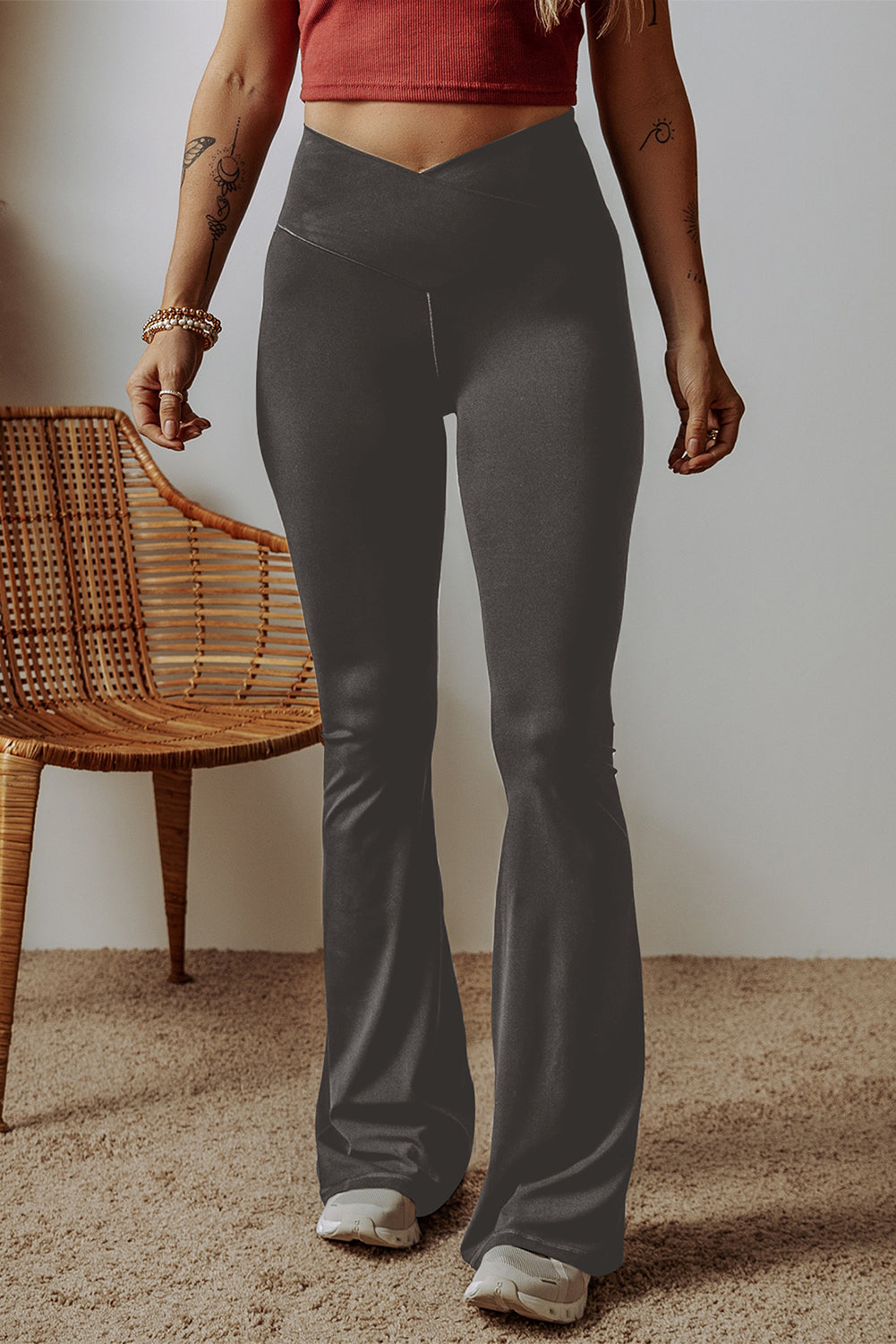 Dark Grey V Shape High Waist Flared Leggings 🇺🇸
