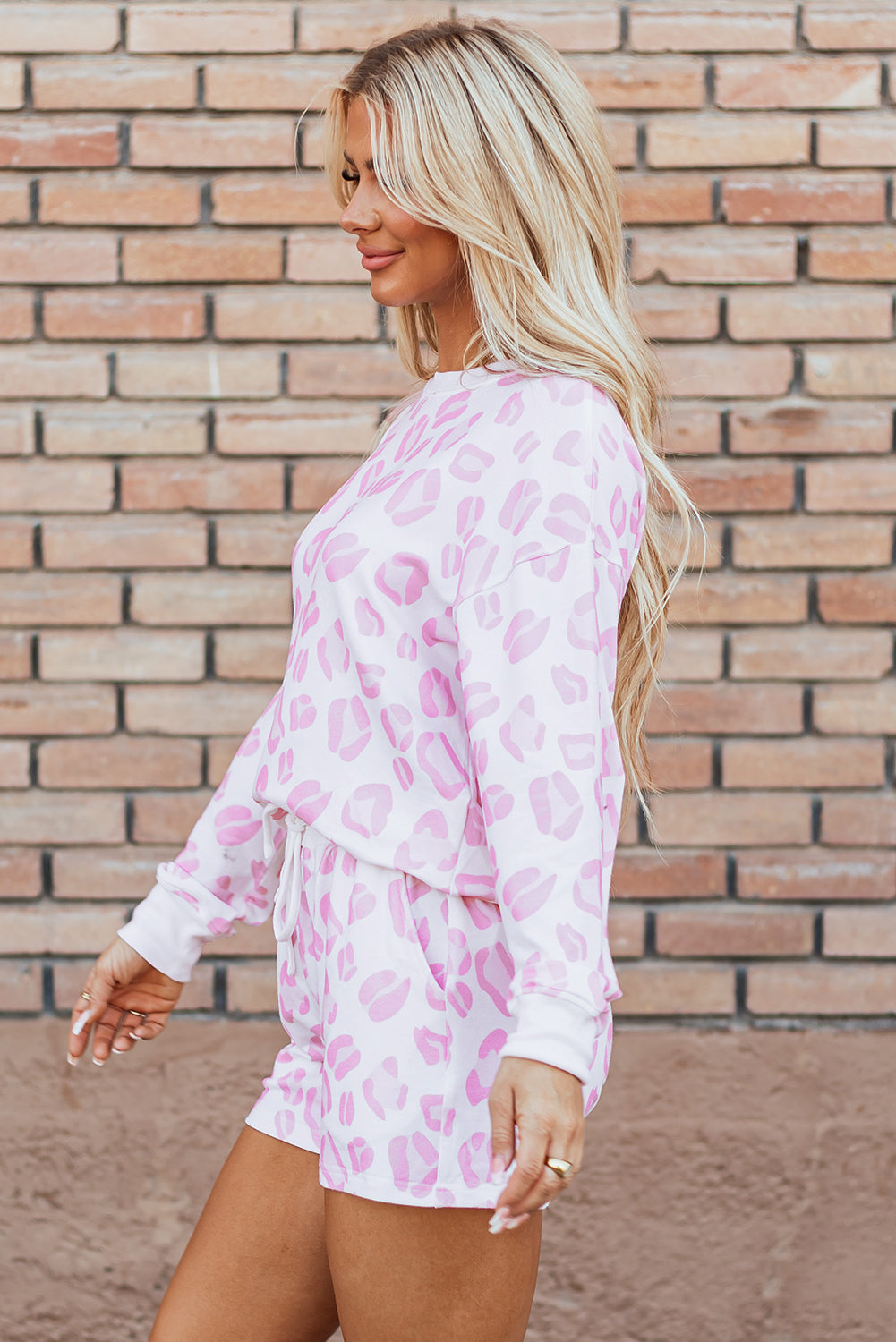 Pink Leopard Animal Print Pullover and Shorts Loungewear 🇨🇳