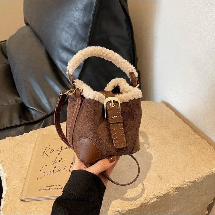 Crossbody Bags Women Shoulder Bag Casual Retro Plush Bag Versatile Plush Designer Bags Purse And Handbags Female Bags 🇨🇳