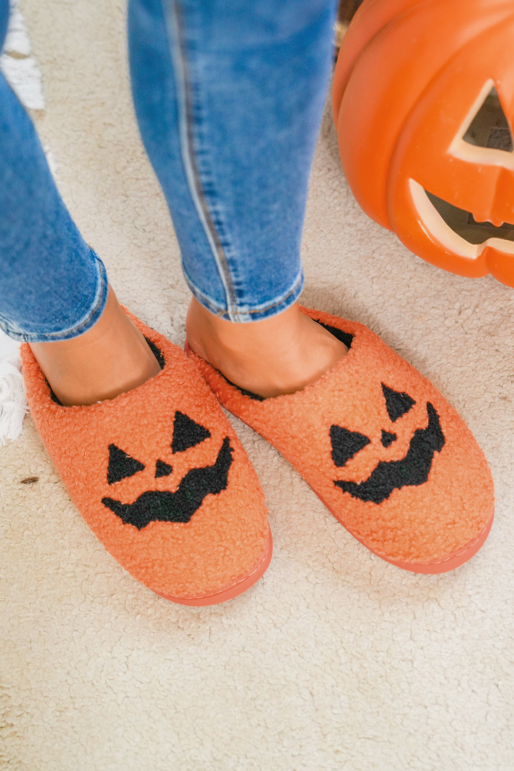 Orange Halloween Pumpkin Face Graphic Plush Slippers 🇺🇸