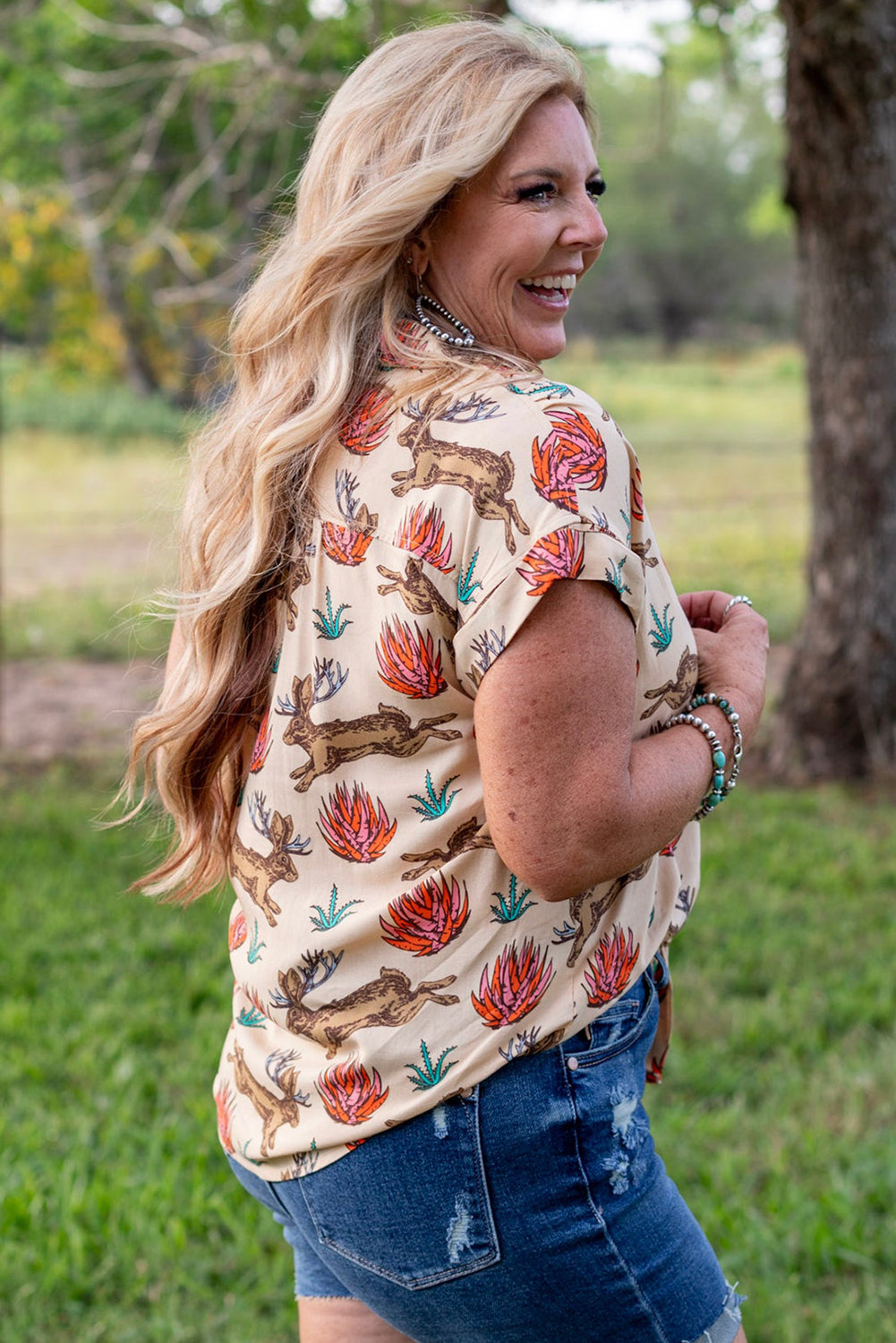 Khaki Plus Size Western Pattern Print Buttoned Short Sleeve Shirt 🇨🇳