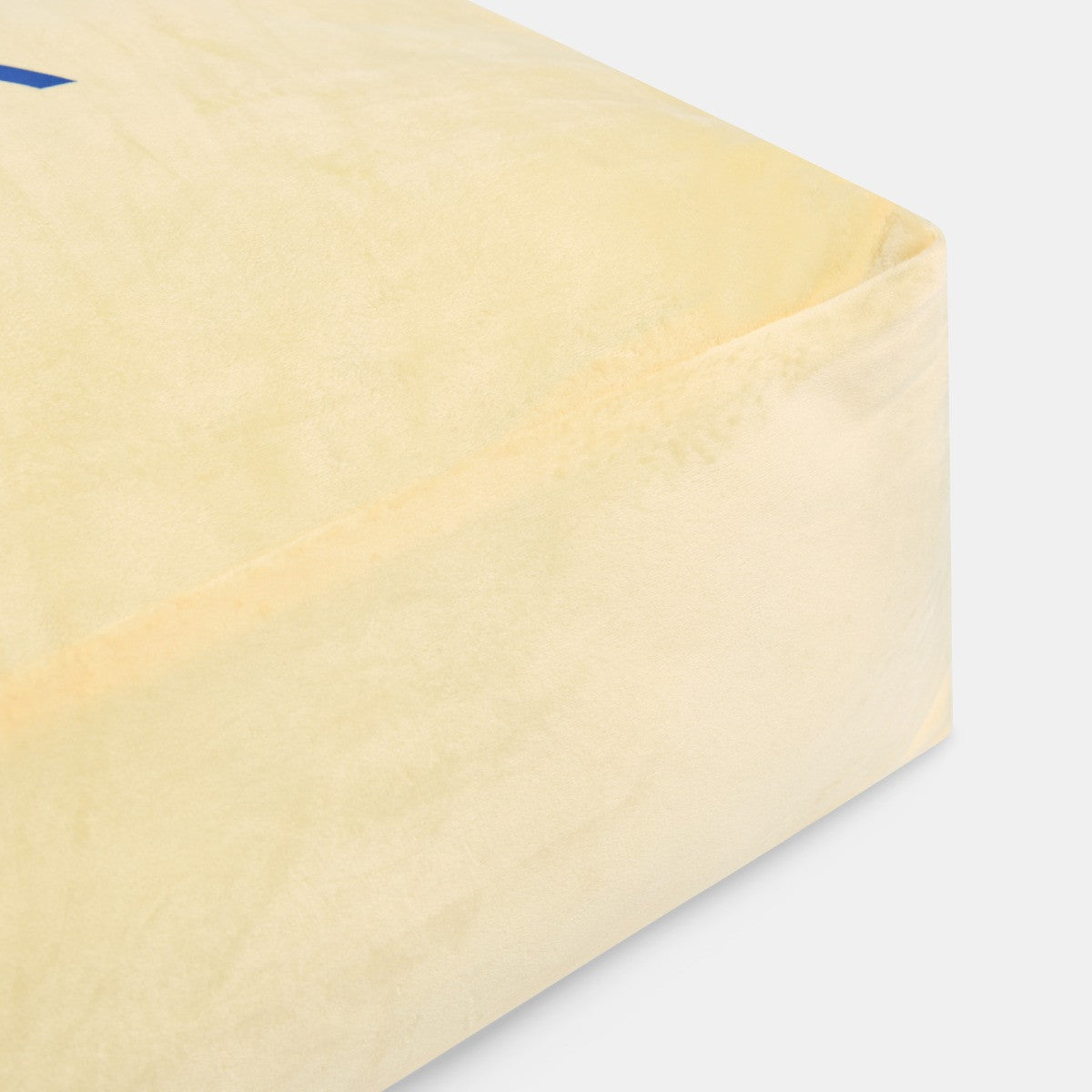Butter XL Cushion, Yellow - One Size 🇬🇧