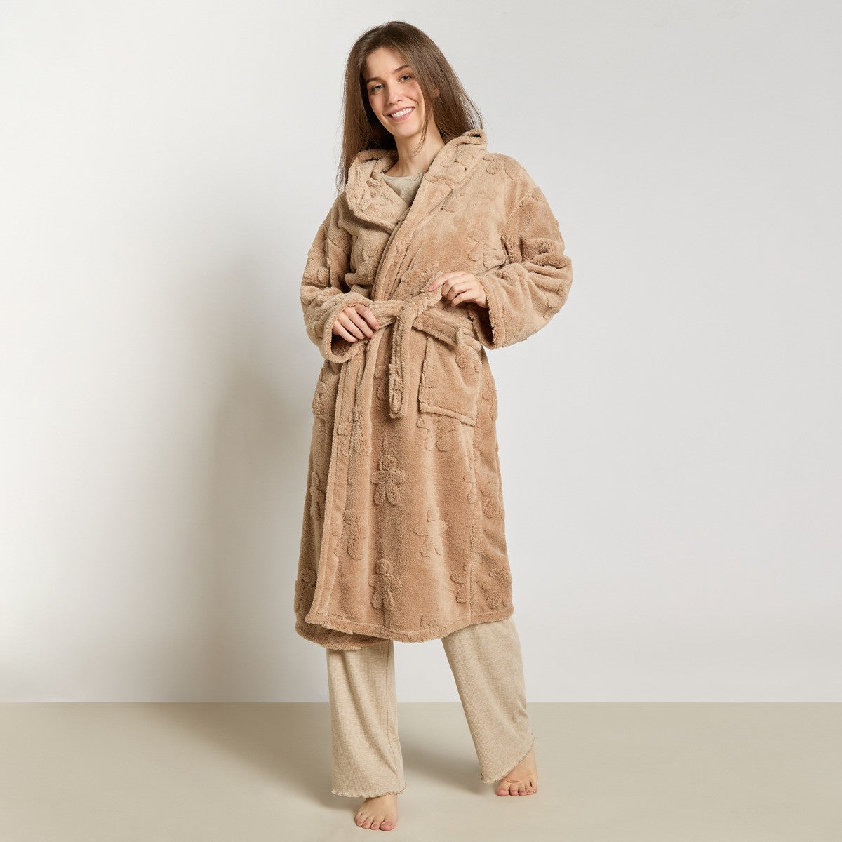 Tufted Gingerbread Man Teddy Fleece Dressing Gown - Beige 🇬🇧