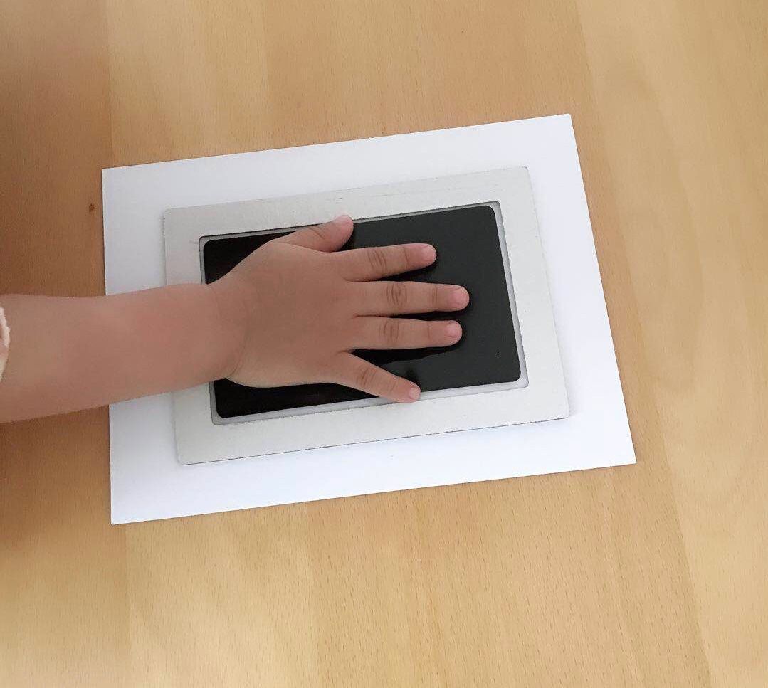 Baby hands and feet with oil 🇨🇳