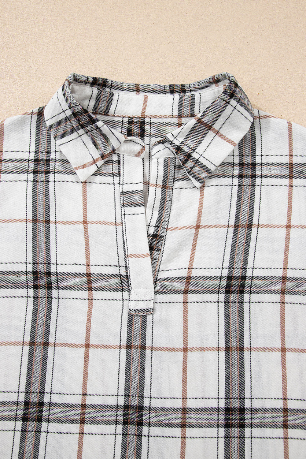 White Plaid Print Collared V Neck Loose Blouse with Side Slits 🇺🇸