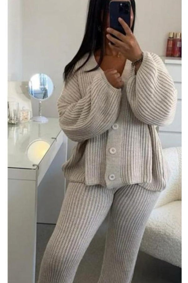 4 Buttons Loungewear Set 🇬🇧