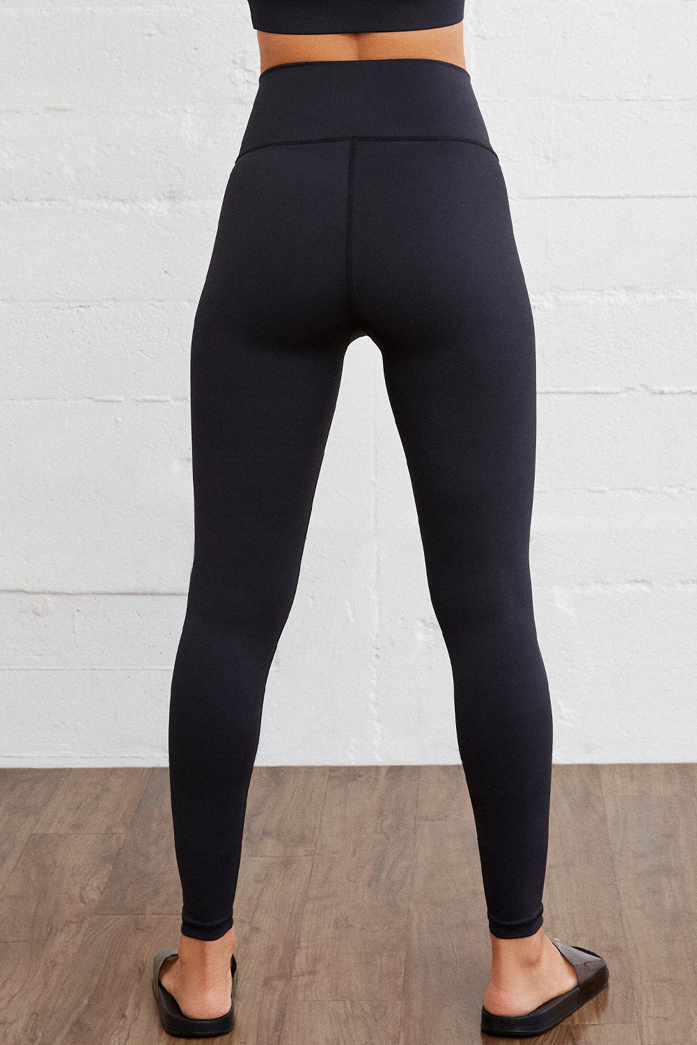 Black Arched Waist Seamless Active Leggings 🇨🇳