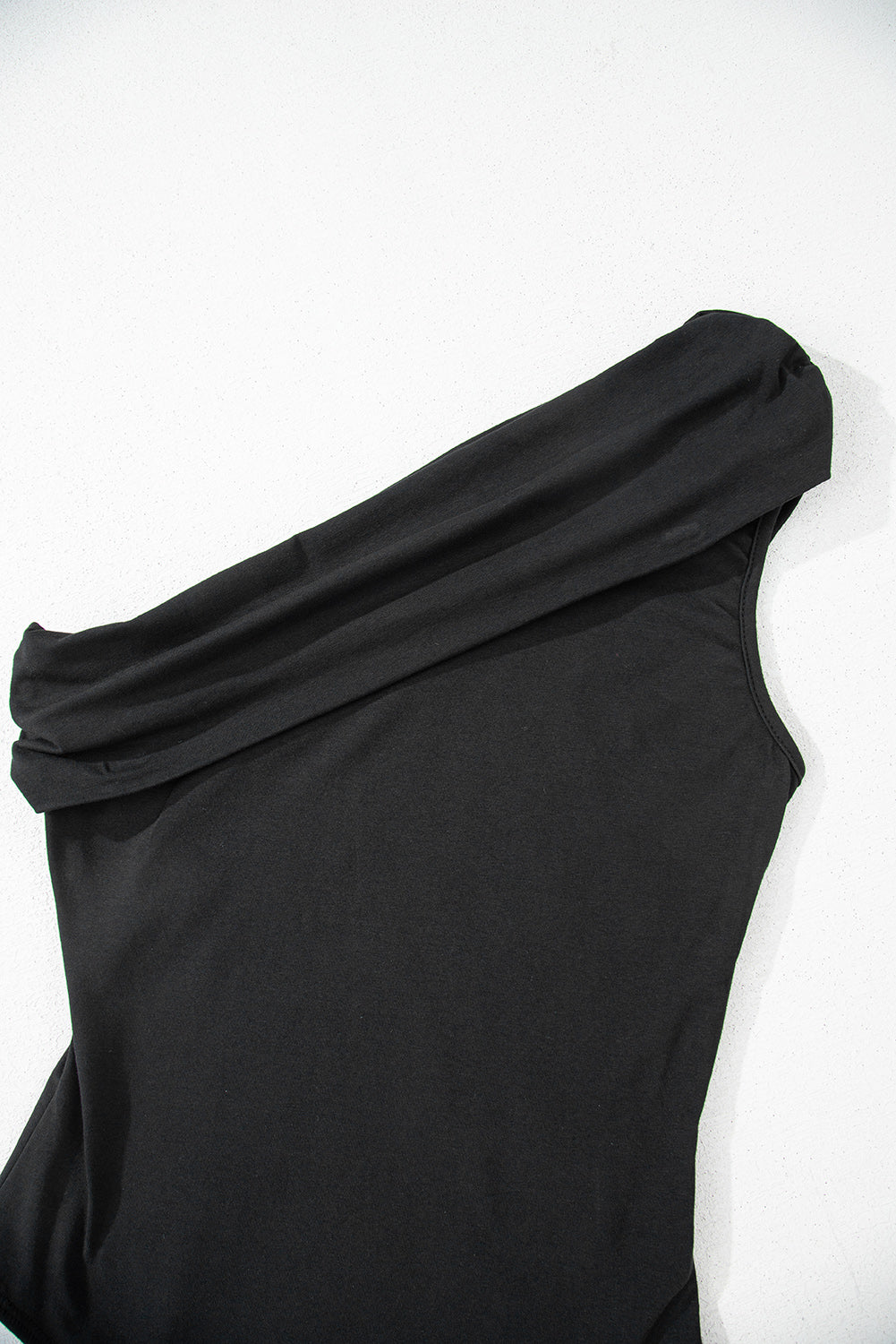 Black Solid Color Pleated One Shoulder Bodysuit 🇺🇸