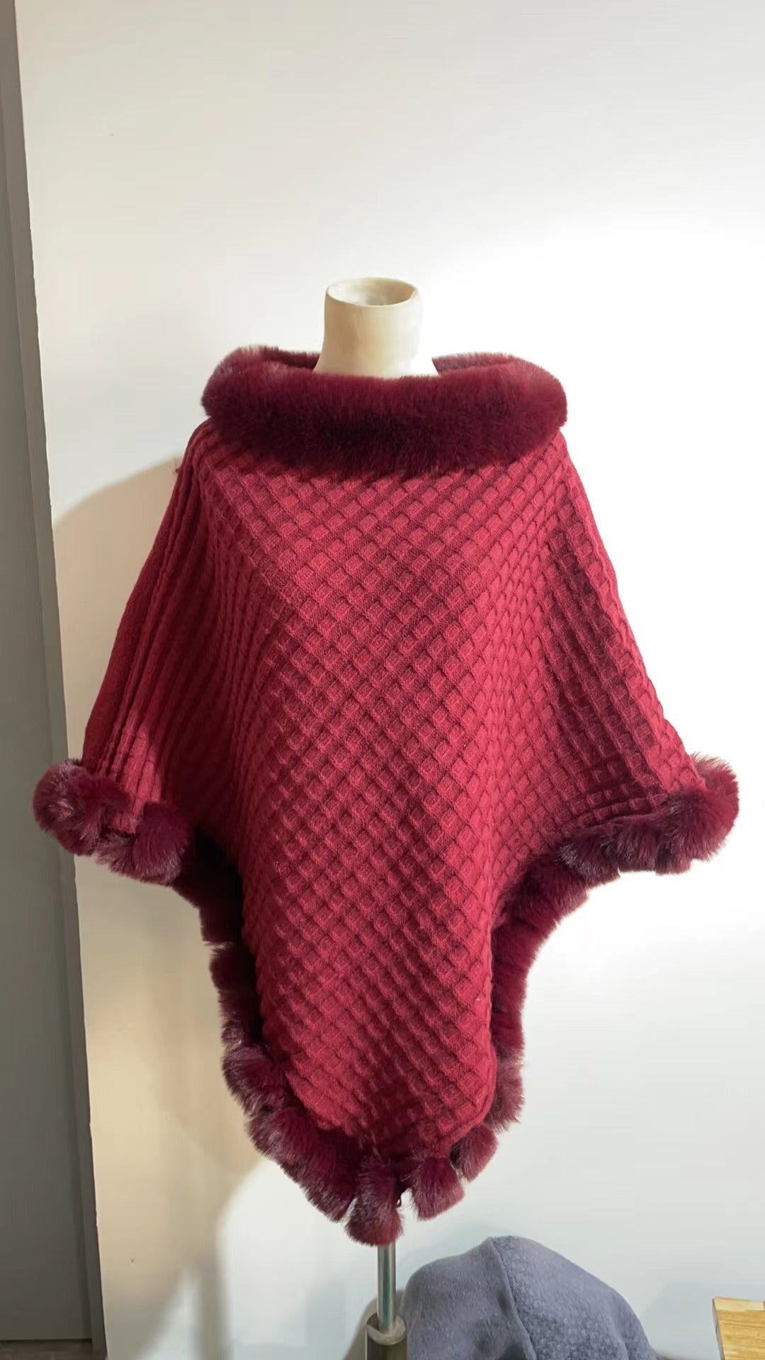 Fur Collar Shawl Cape Luxury Fur Cape Wraps Shawl Autumn Winter Fashion Graceful Cloak Outerwear 🇨🇳