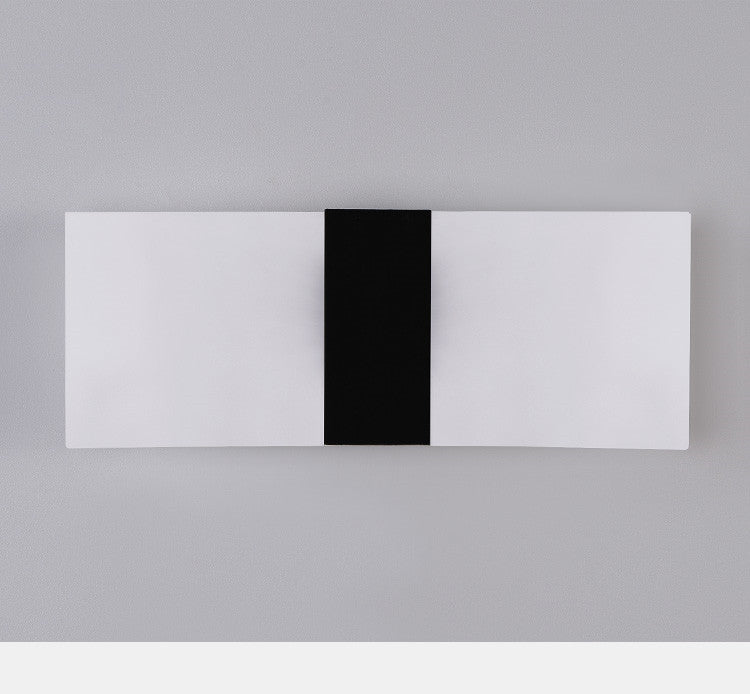 Indoor Sensing USB Charging Wall Lamp 🇬🇧