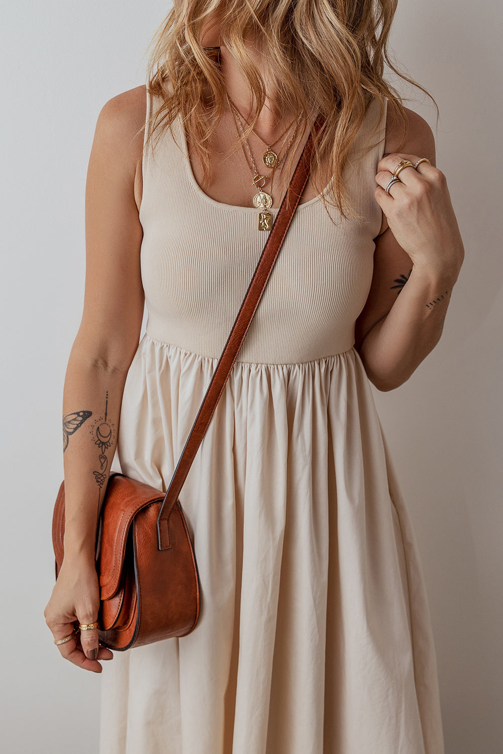 Beige Scoop Neck Ribbed Bodice Pleated Sleeveless Long Dress 🇨🇳
