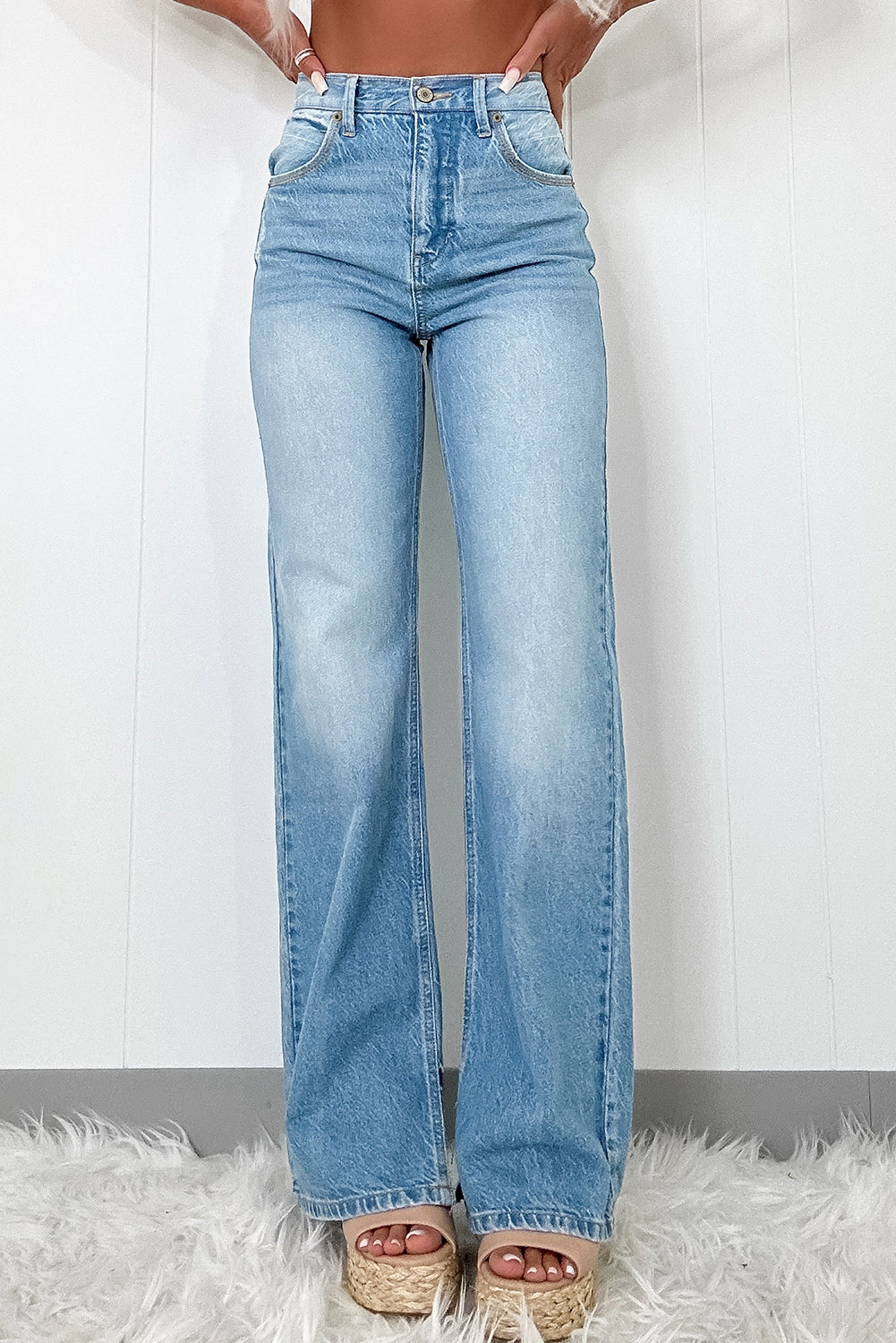 Myosotis High Rise Shift Slit Leg Straight Jeans 🇨🇳
