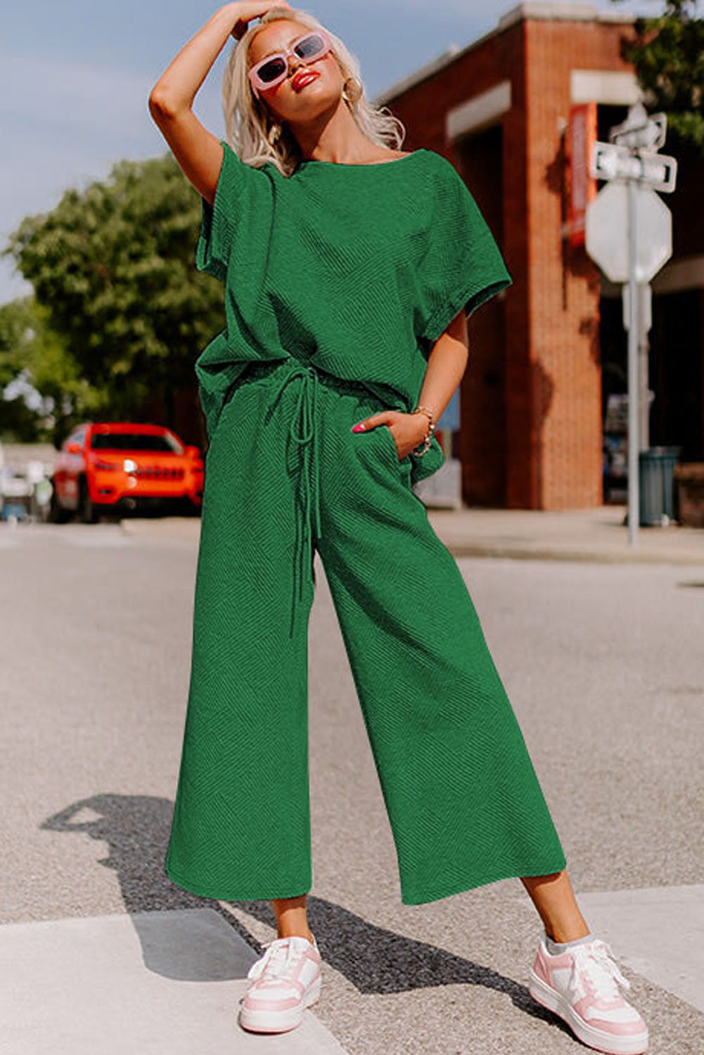 Dark Green Textured Loose Fit T Shirt and Drawstring Pants Set 🇨🇳