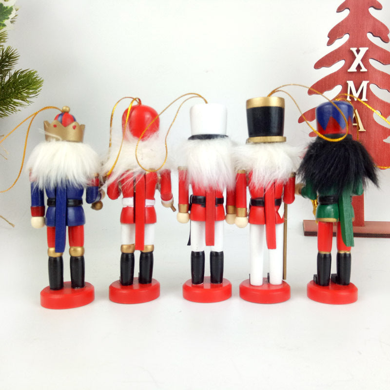 Five hand-painted Christmas tree pendants 🇨🇳