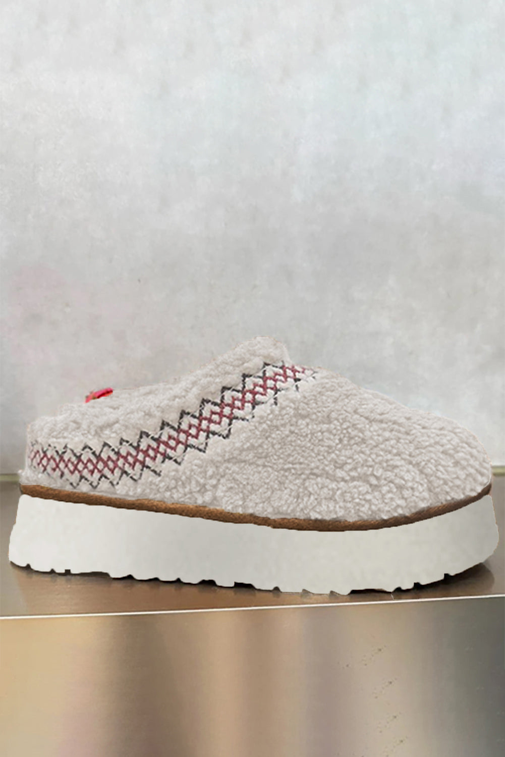 White Embroidered Sherpa Plush Thick Sole Winter Slippers 🇨🇳