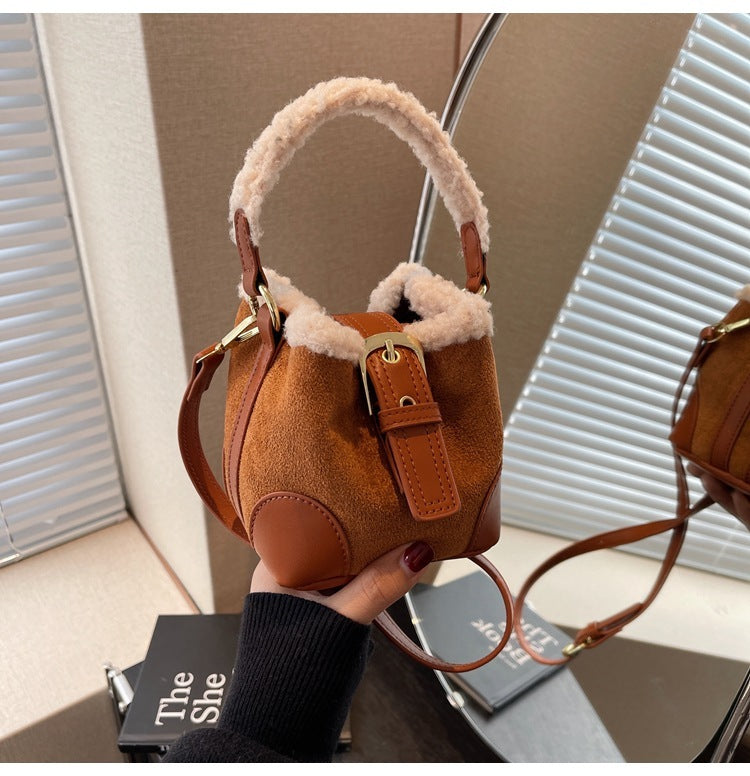 Crossbody Bags Women Shoulder Bag Casual Retro Plush Bag Versatile Plush Designer Bags Purse And Handbags Female Bags 🇨🇳