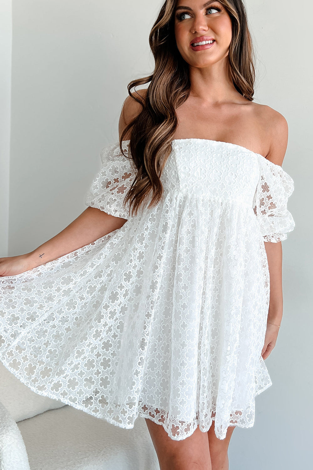 White Floral Lace Puff Sleeve Empire Waist Mini Dress 🇨🇳