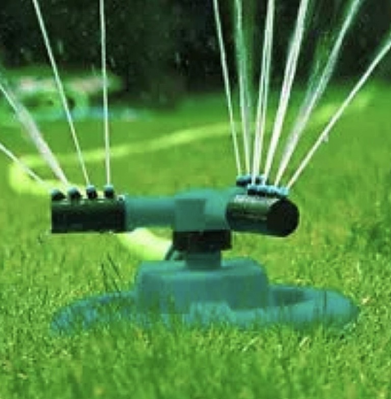 Garden Sprinkler 360 degree Rotating Sprinklers with 3 Nozzles for Yard 🇬🇧