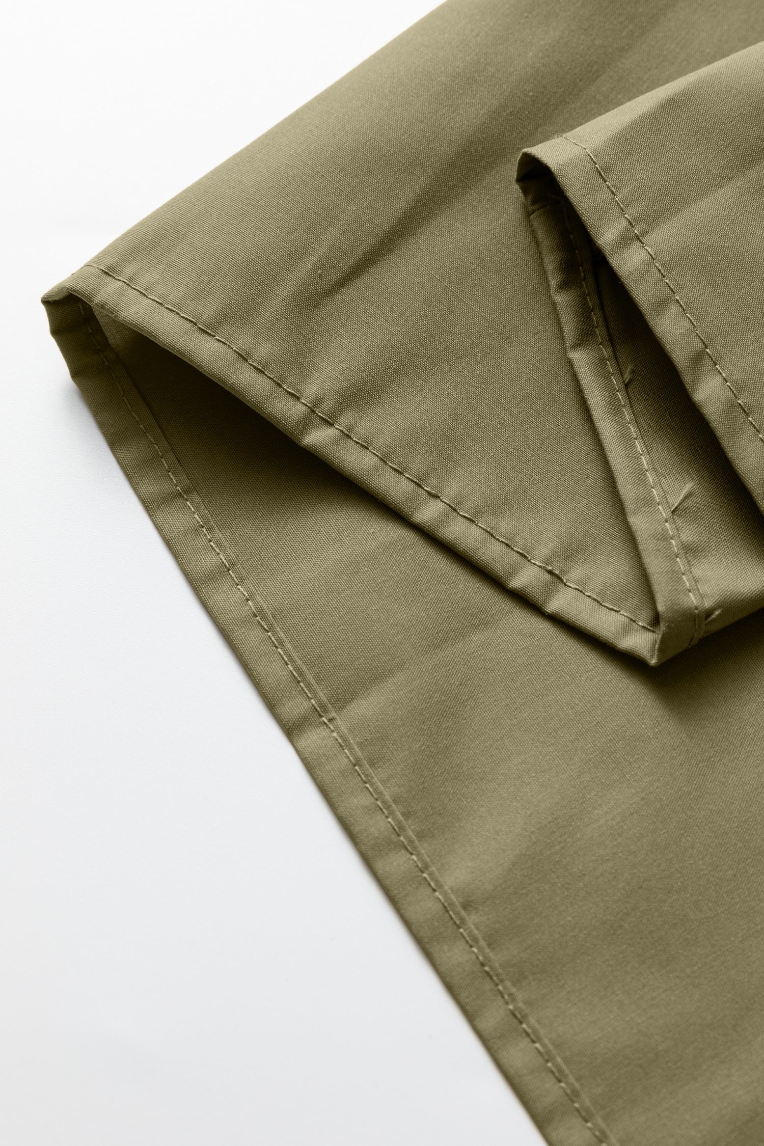 Four Leaf Clover Striped Trim Ruffle Split Neck Long Sleeve Blouse 🇺🇸