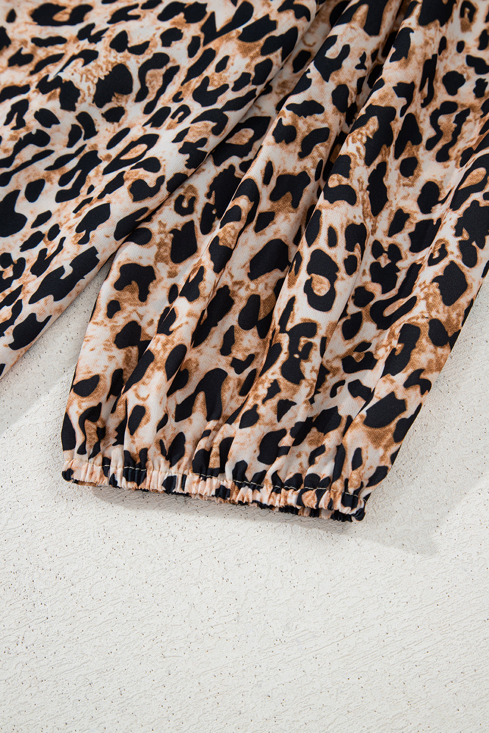 Apricot Leopard V Neck Half Sleeve Blouse 🇨🇳