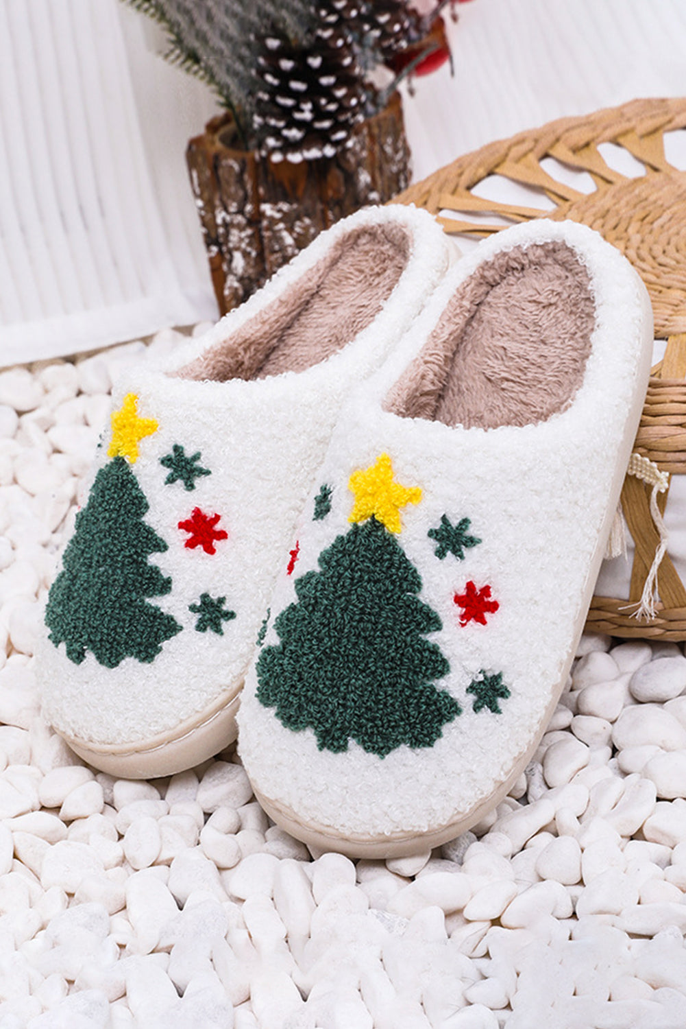 White Fuzzy Christmas Tree Pattern Home Slippers🇺🇸