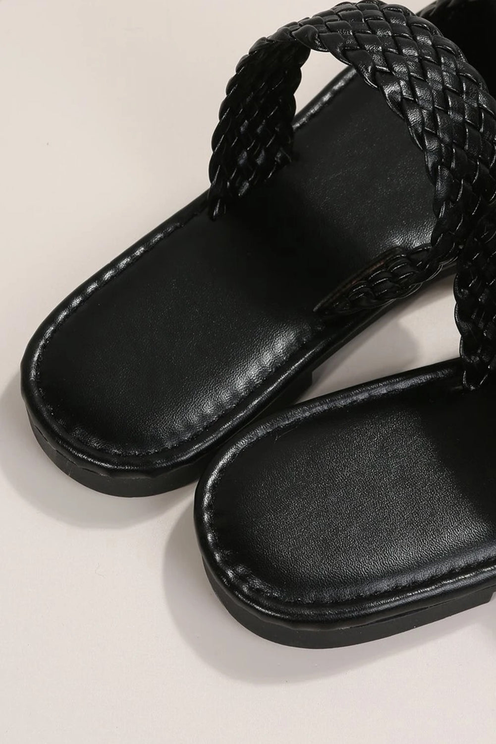 Black Braided Double Band Leathered Flat Slippers 🇨🇳