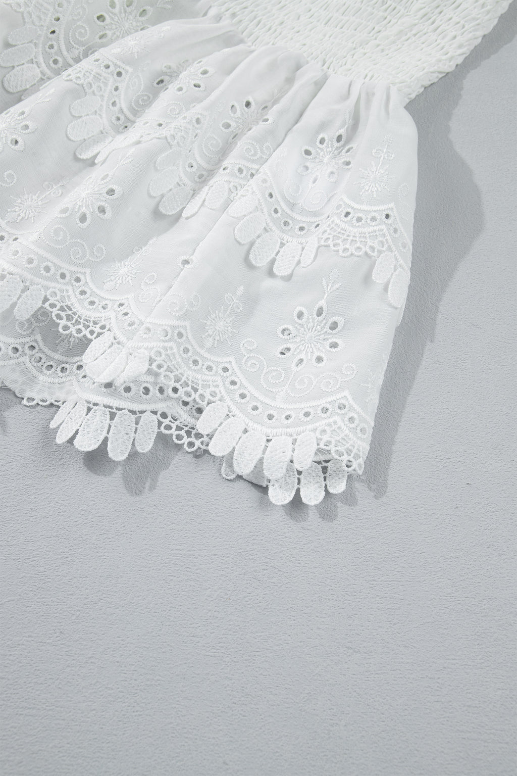 White Sleeveless Smocked Lace Peplum Top 🇺🇸