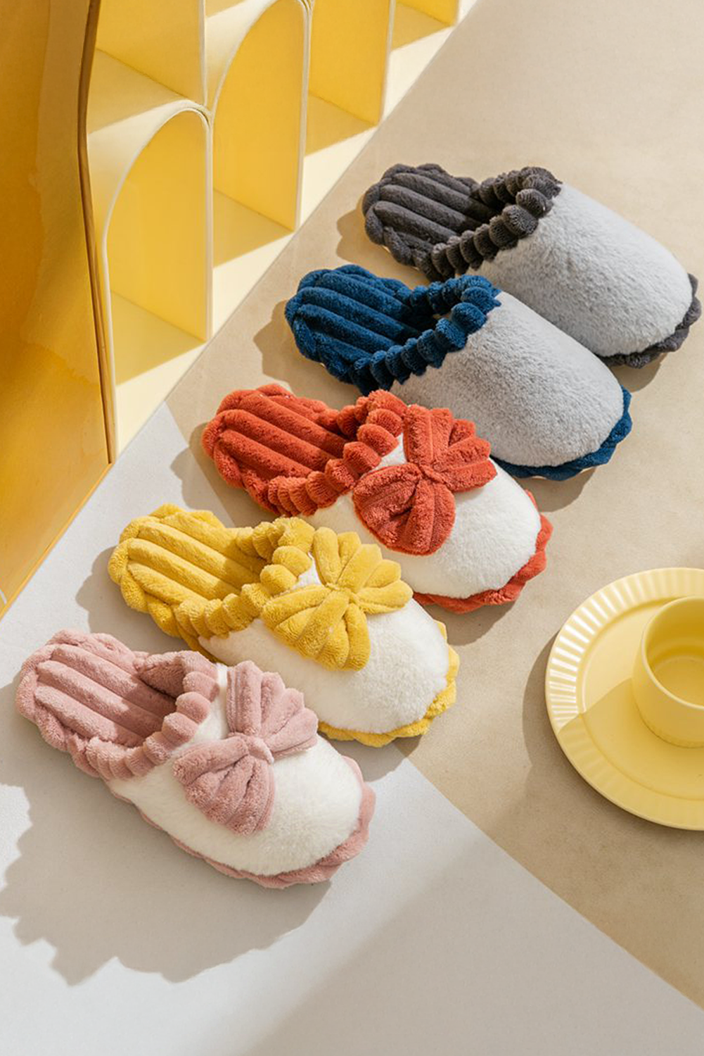 Fushia Bow Decor Color Block Ribbed Plush Slippers 🇨🇳