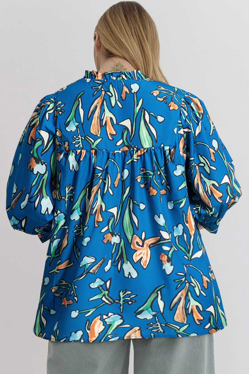 Blue Floral Notched V Neck Half Sleeve Plus Size Blouse 🇨🇳