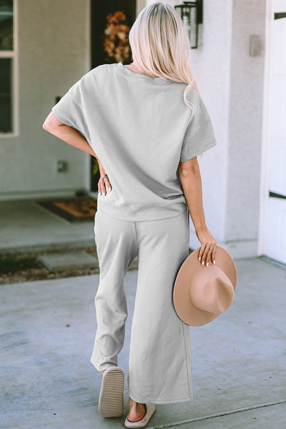Gray Textured Loose Fit T Shirt and Drawstring Pants Set 🇨🇳