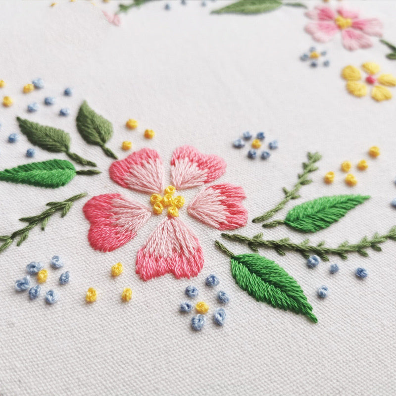 Sunflower Bunch Embroidery Kit 🇨🇳