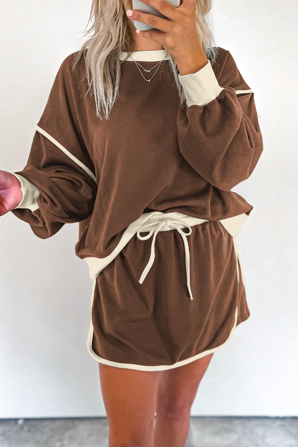 Coffee Color Contrast Loose Pullover and Lace-up Waist Skort Set 🇨🇳
