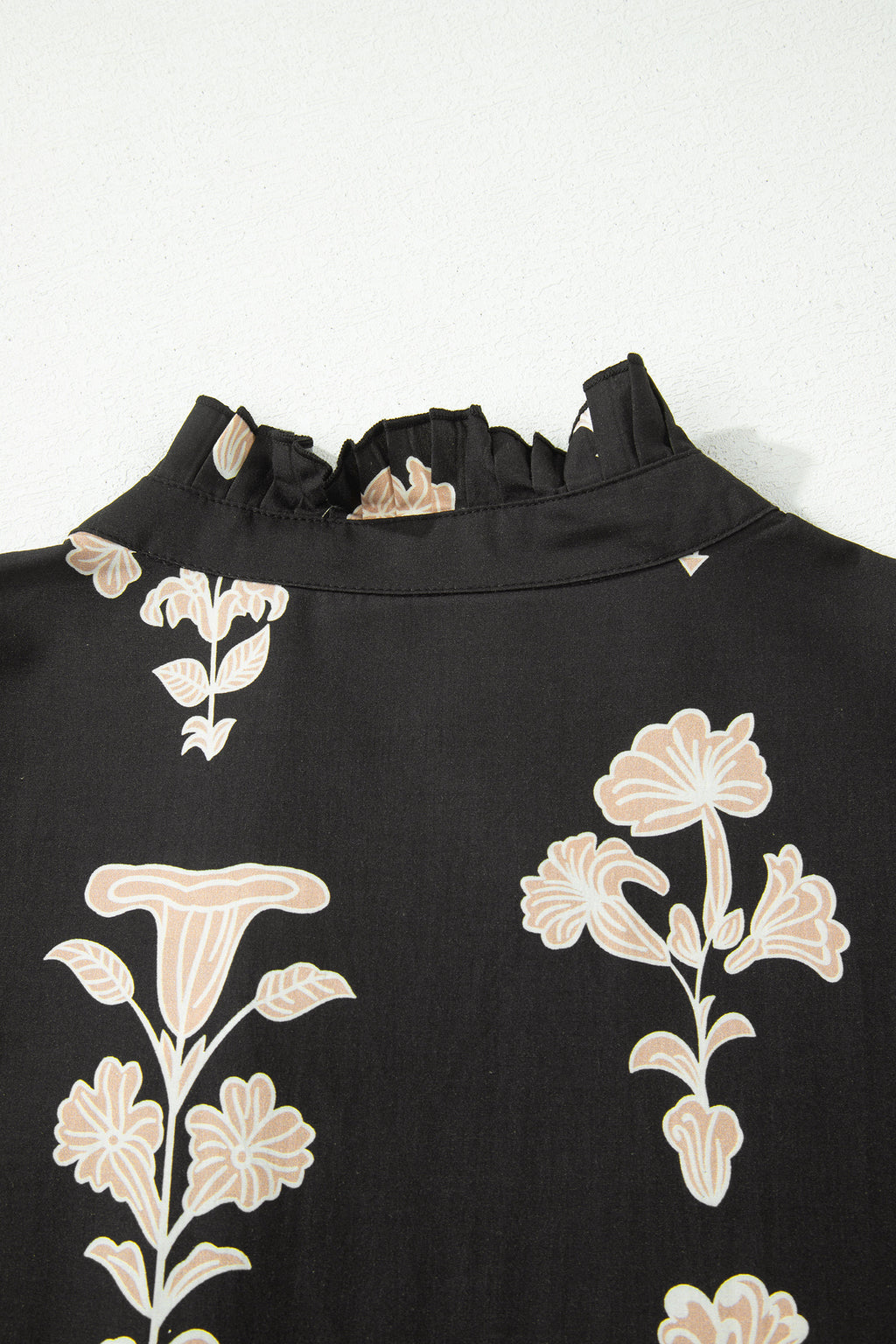 Black Frilled V Neck Puff Short Sleeve Floral Mini Dress 🇺🇸