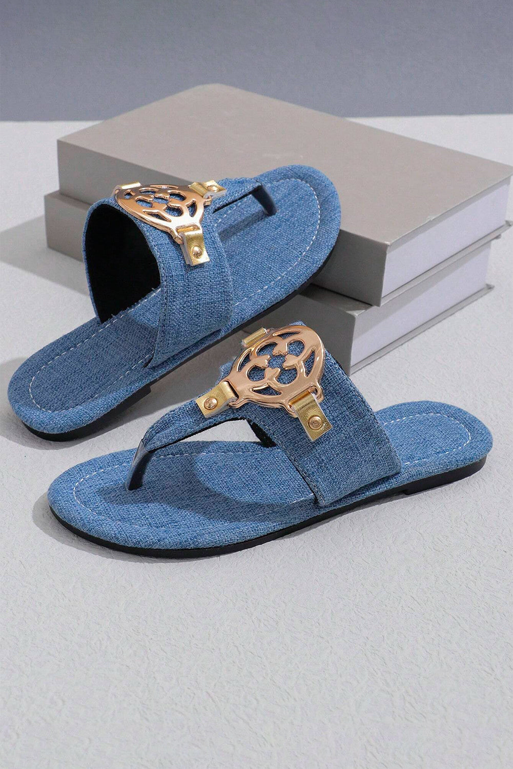 Dusk Blue Metal Decor Leather Thong Slippers 🇨🇳