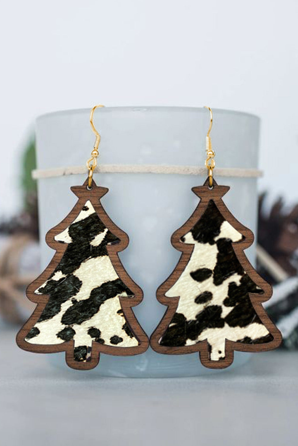 Black Cow Spots Christmas Tree Dangle Earrings 🇺🇸