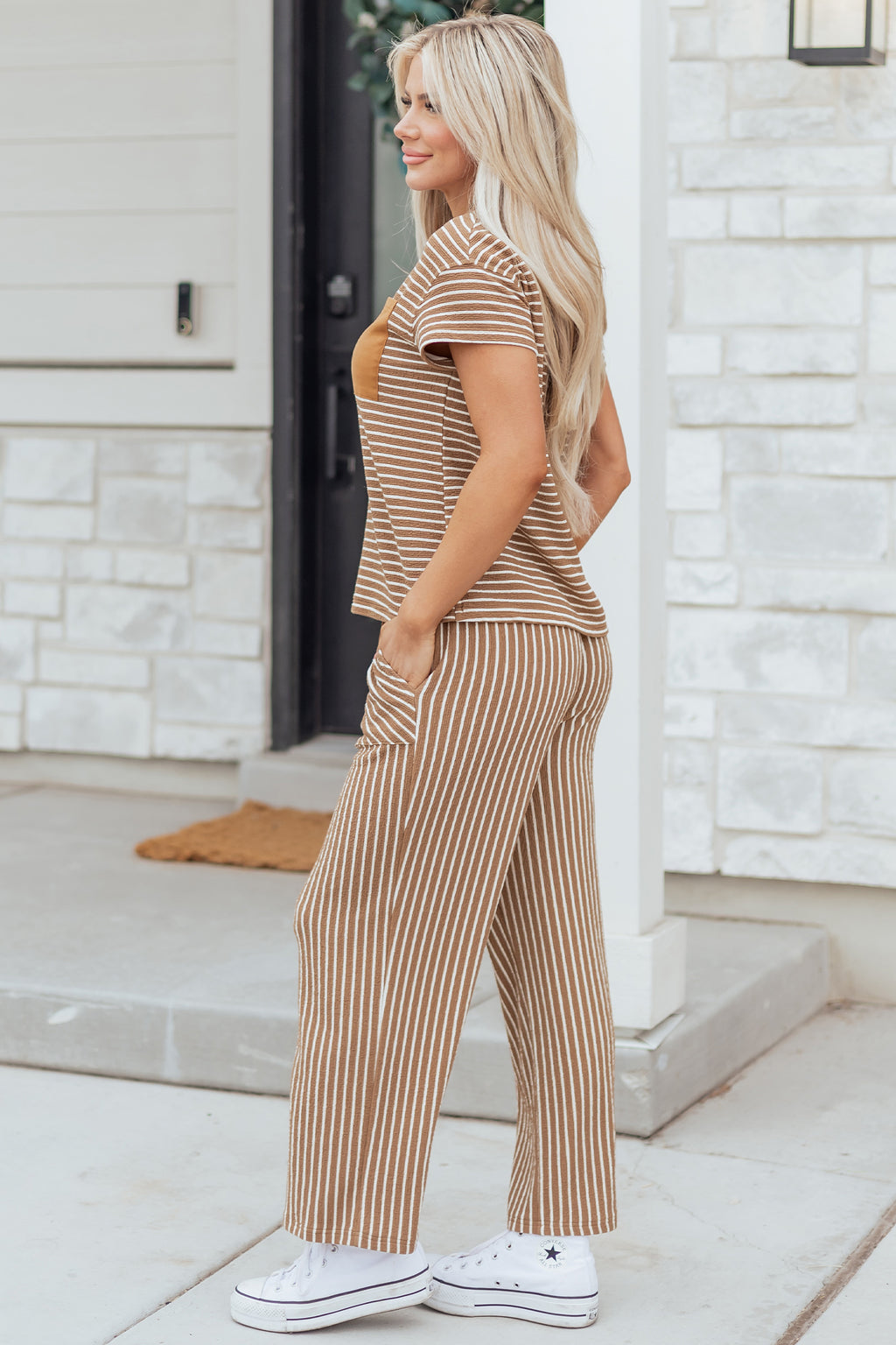 Khaki Stripe Crew Neck Tee Drawstring Waist Cropped Pants Set 🇺🇸