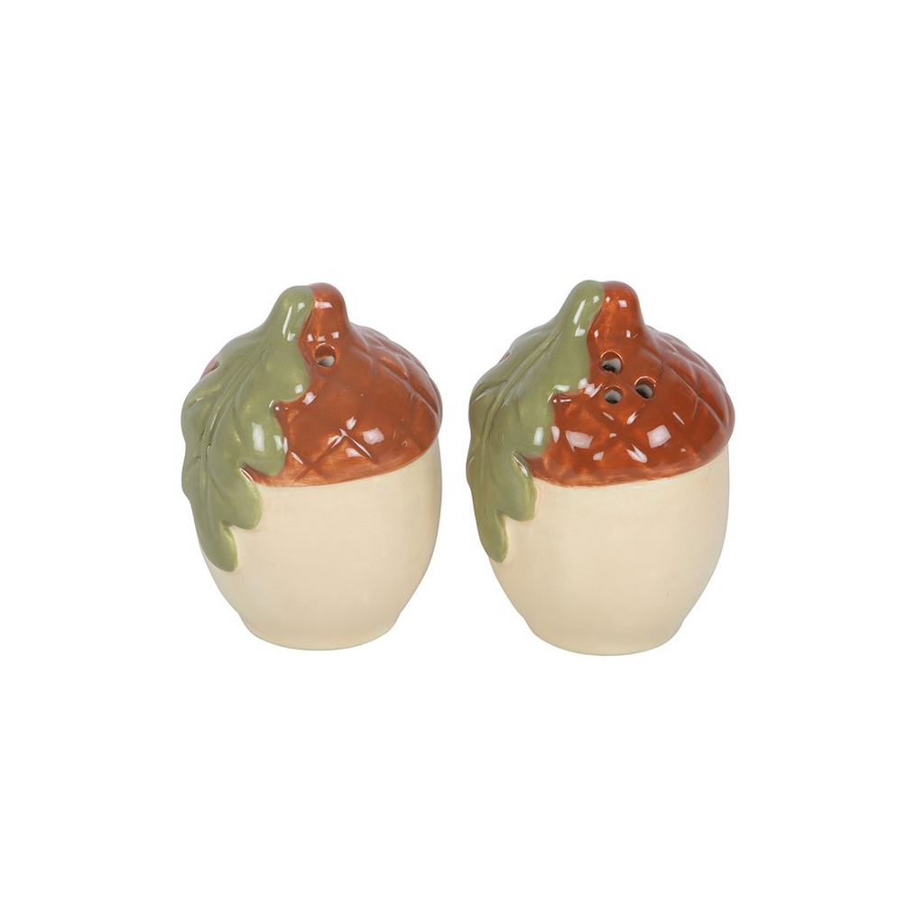 Acorn Salt and Pepper Shakers 🇬🇧