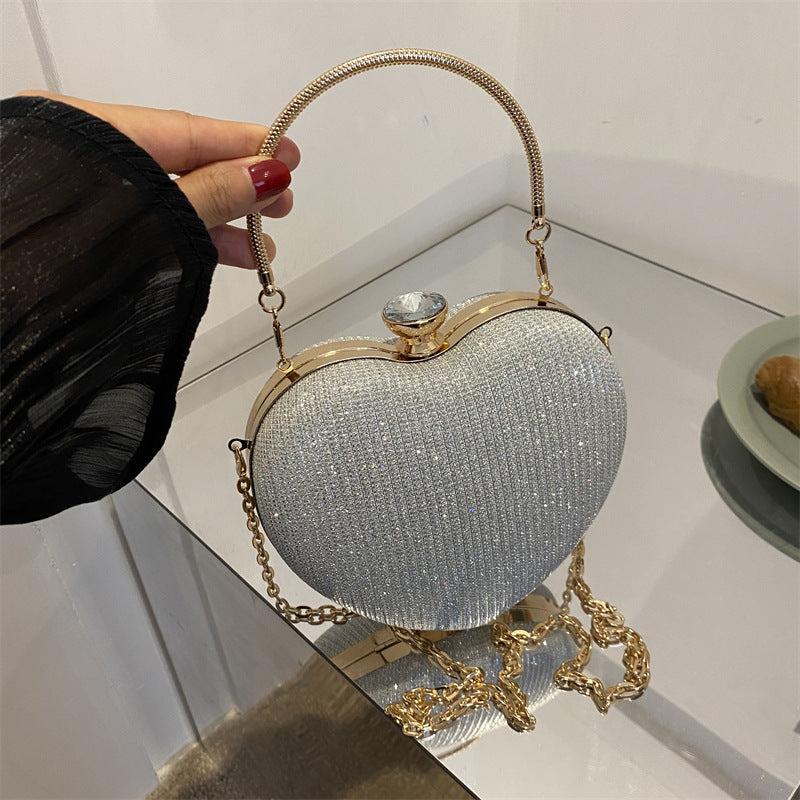 Evening Clutch Bag Women Bag Shiny Handbag Heart Shape Metal Clutches Bag Fashion Chain Shoulder Crossbody Bag Luxury Lady Purse Valentines Day Outfit 🇨🇳