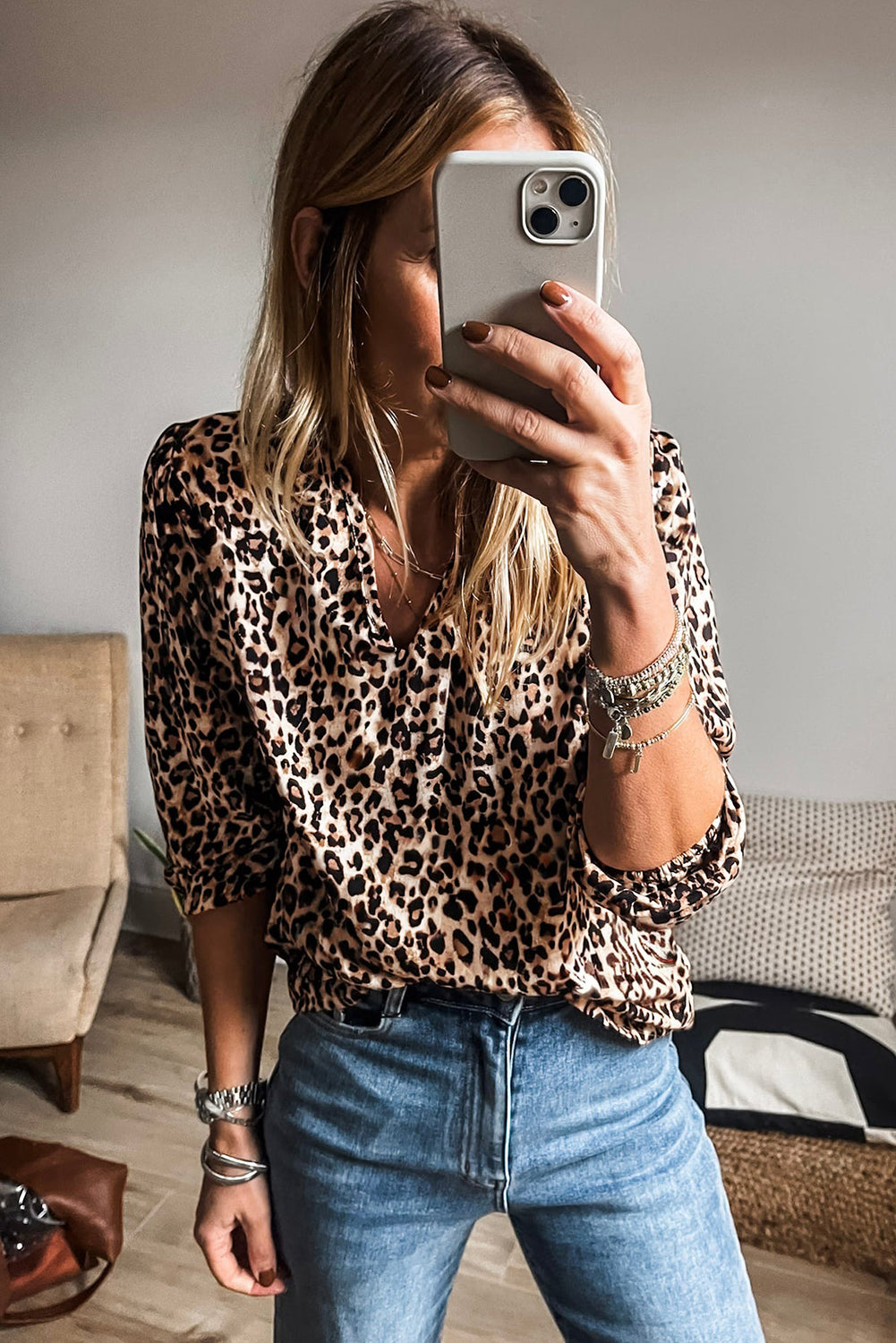 Apricot Leopard V Neck Half Sleeve Blouse 🇨🇳