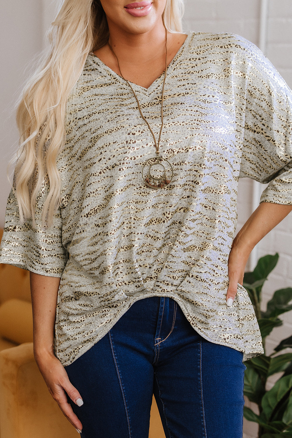 Gray Leopard Print Half Sleeve V Neck Loose Fit T Shirt 🇨🇳