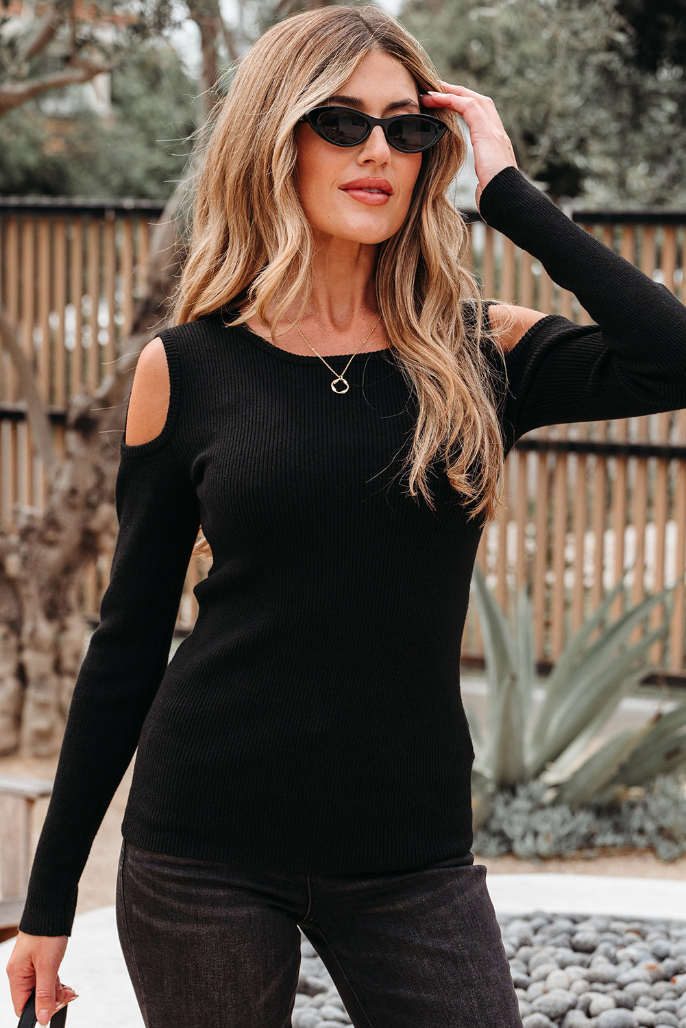 Black Ribbed Knit Cold Shoulder Sweater 🇺🇸