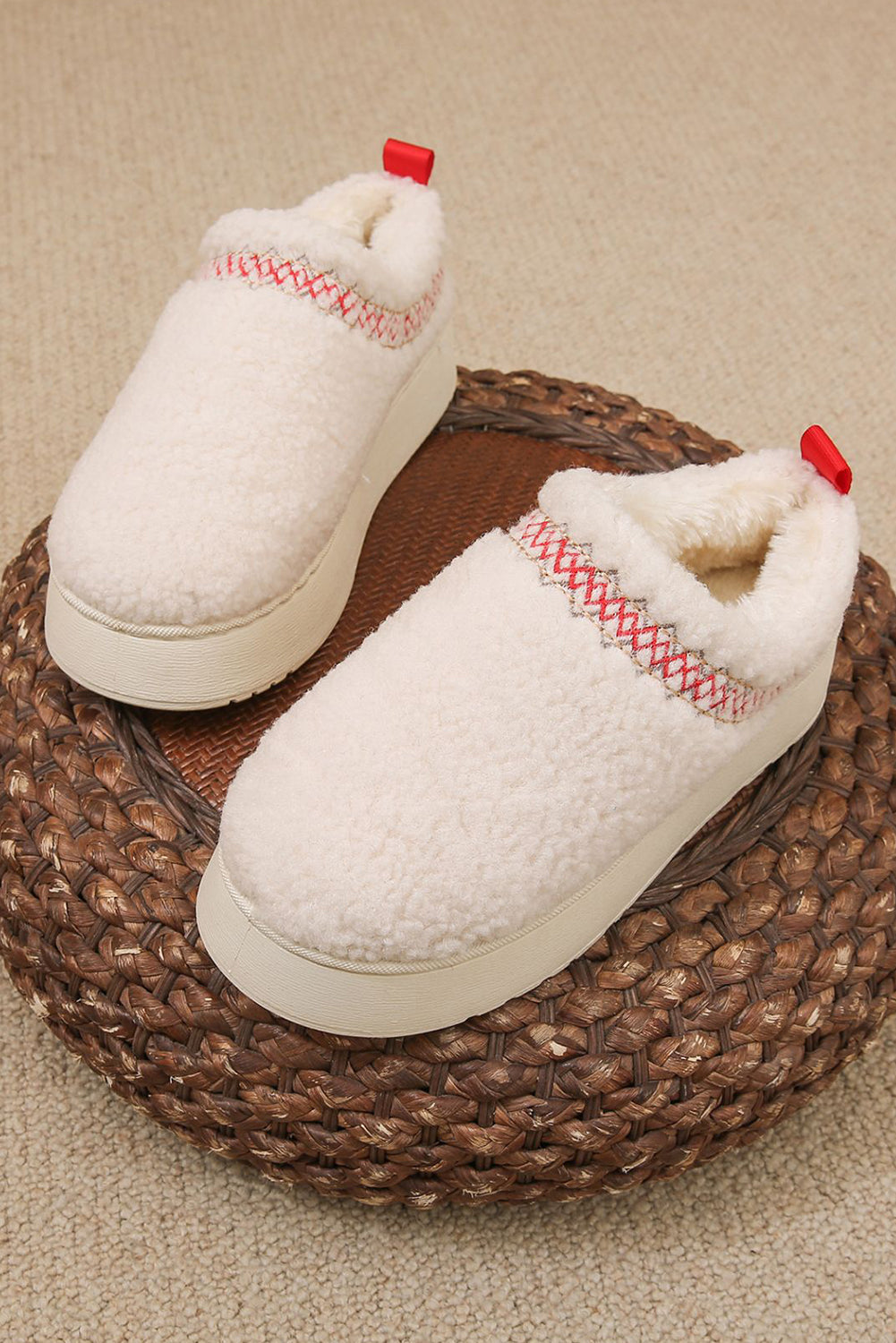 White Embroidered Sherpa Plush Thick Sole Winter Slippers 🇨🇳