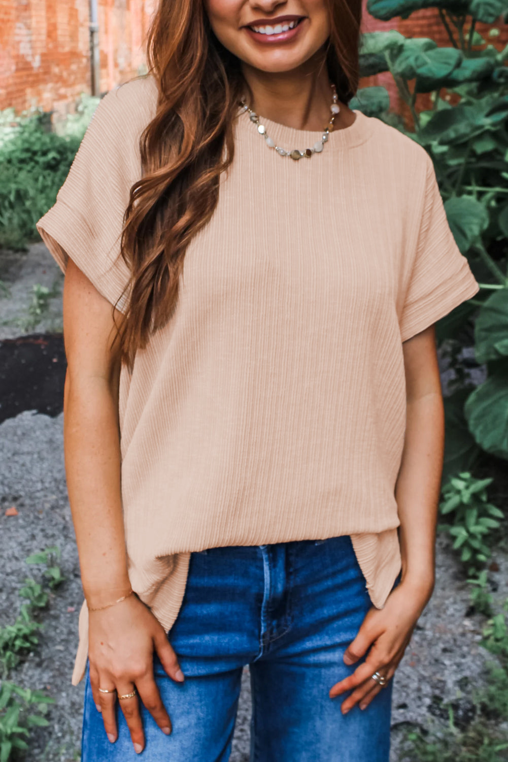 Jet Stream Textured Knit Round Neck Short Sleeve Top 🇨🇳