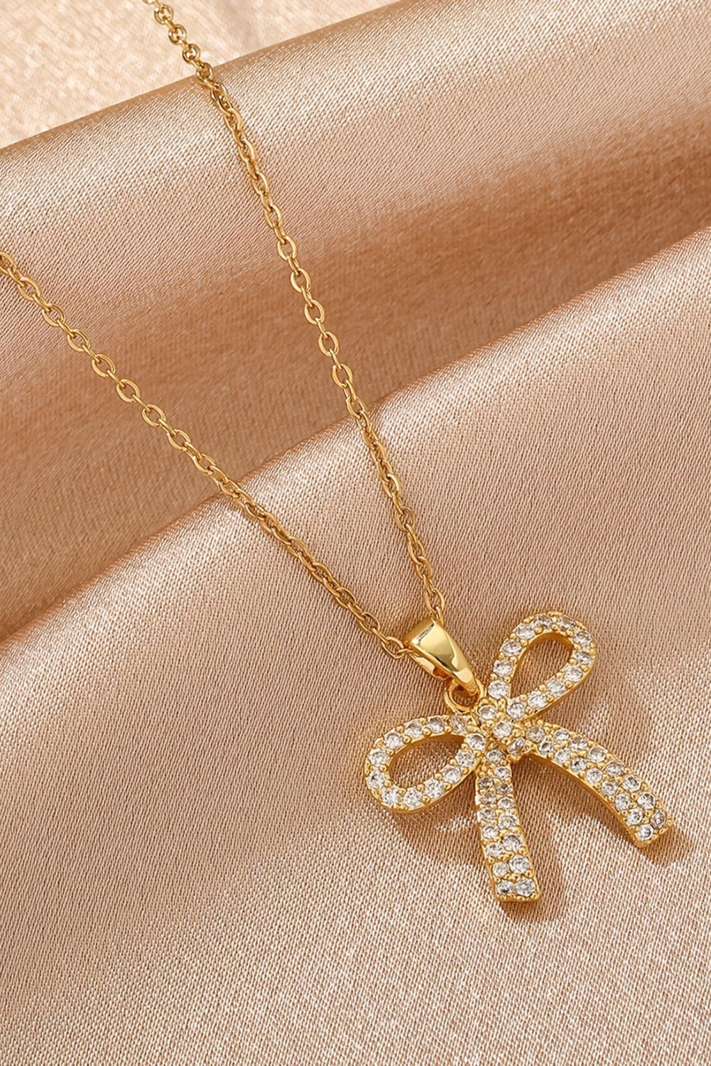 Gold Plated Rhinestone Bowknot Pendant Necklace 🇺🇸