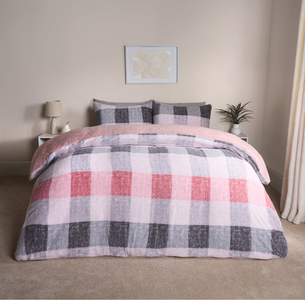 Gingham Check Teddy Duvet Set - Blush 🇬🇧
